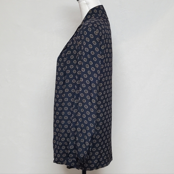 Vintage Evan Picone Dark Blue Gold Print Pleated Wide Shoulder Button Up Blouse - Picture 8 of 13